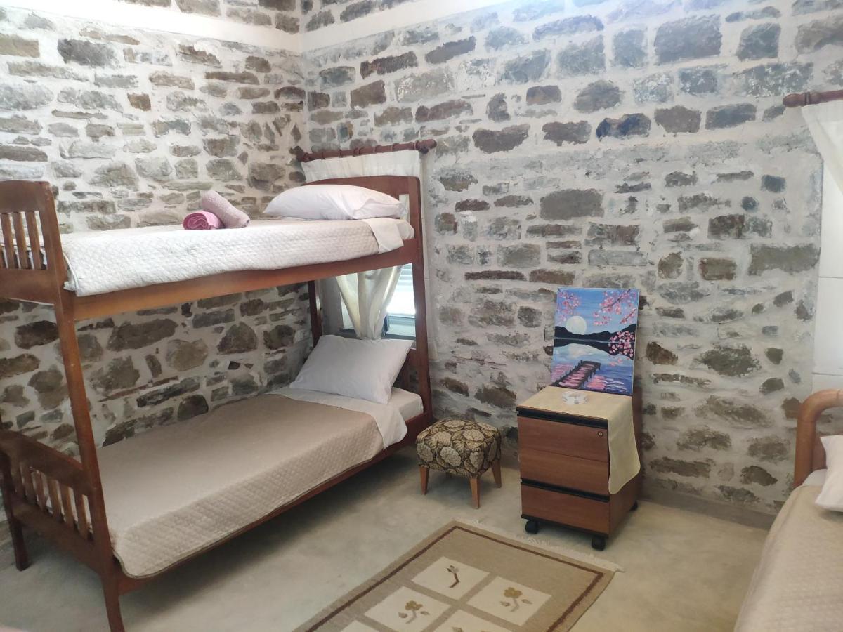 Stone House Villa Kelcyre Exterior photo