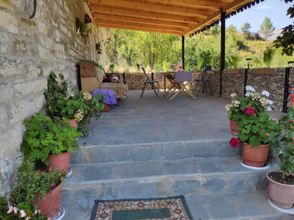 Stone House Villa Kelcyre Exterior photo