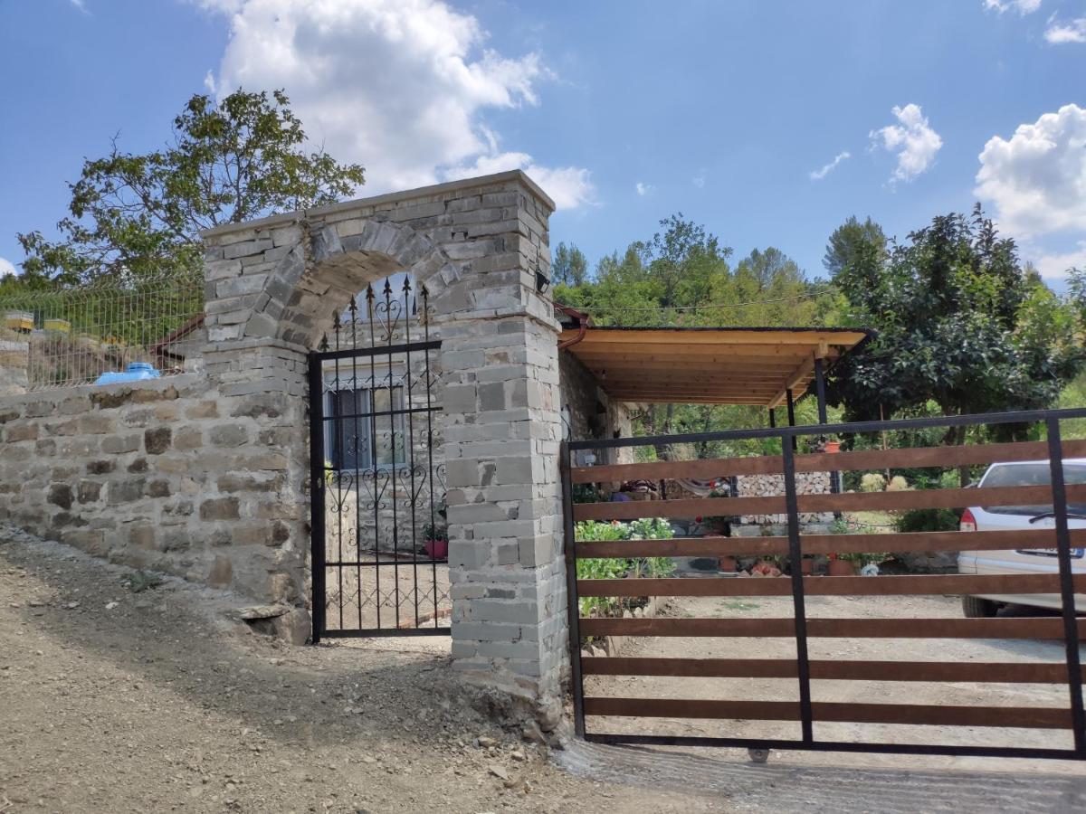 Stone House Villa Kelcyre Exterior photo