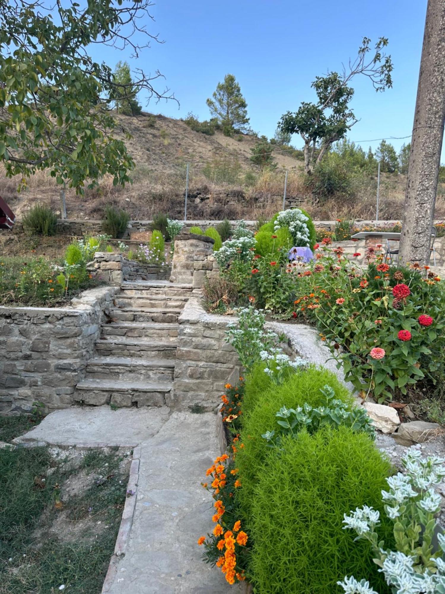 Stone House Villa Kelcyre Exterior photo